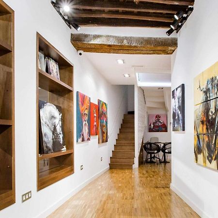 Revitalized Apartment In Historical Building Girona Luaran gambar
